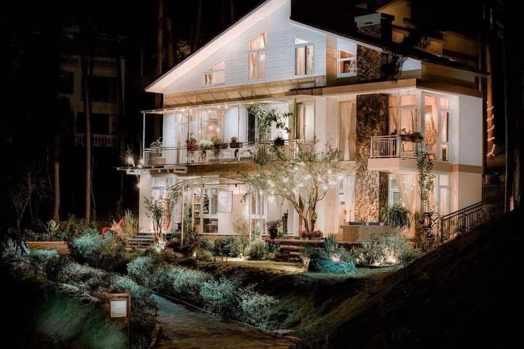 Tường Vi Villa Đà Lạt — Villa