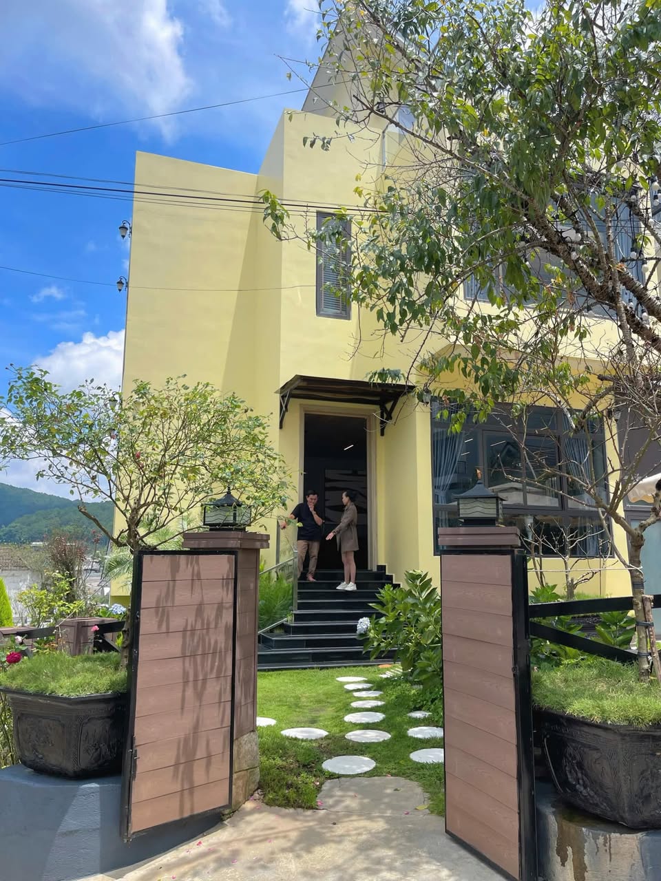 Moondy House 3 8/29