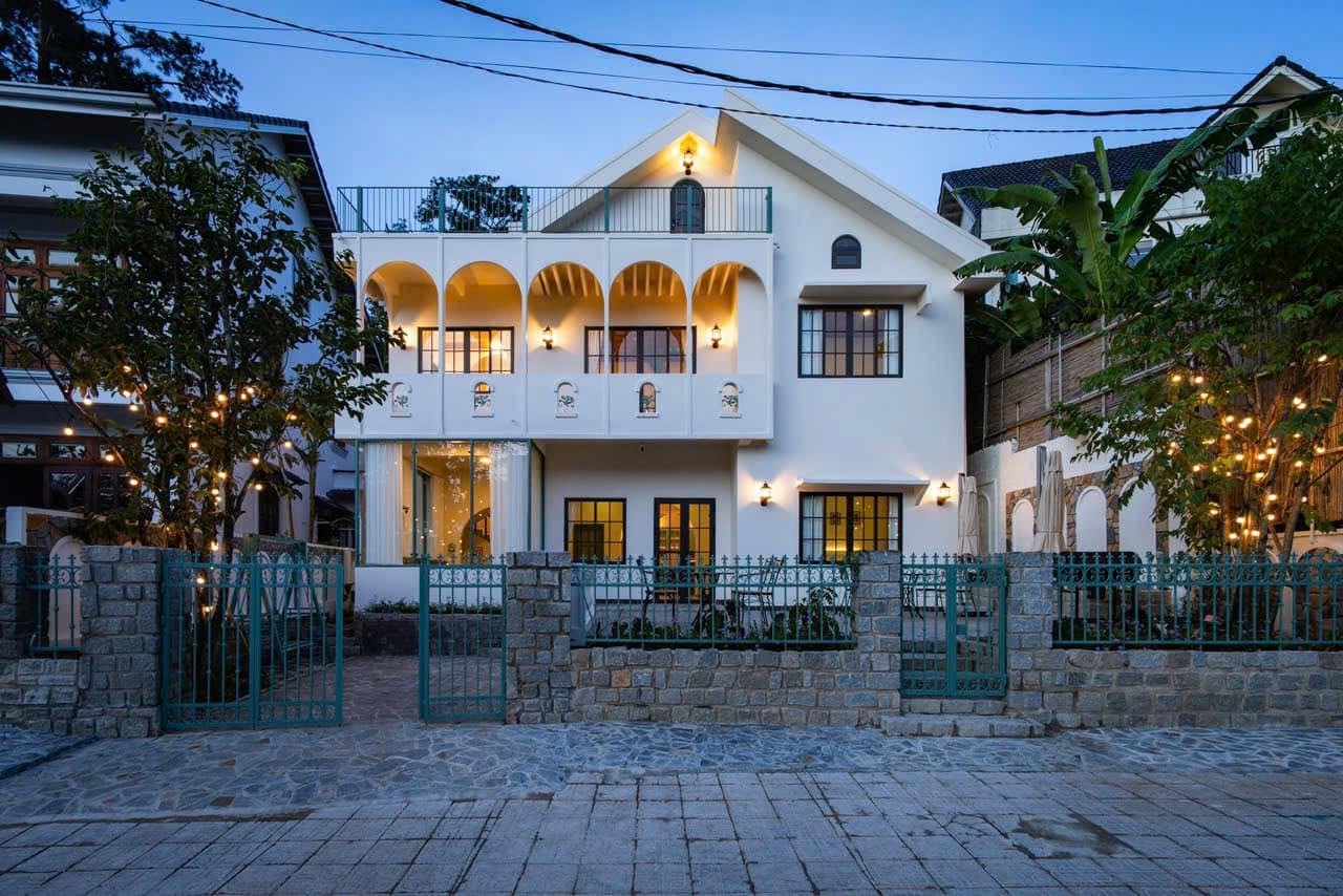 Moondy House 3 2