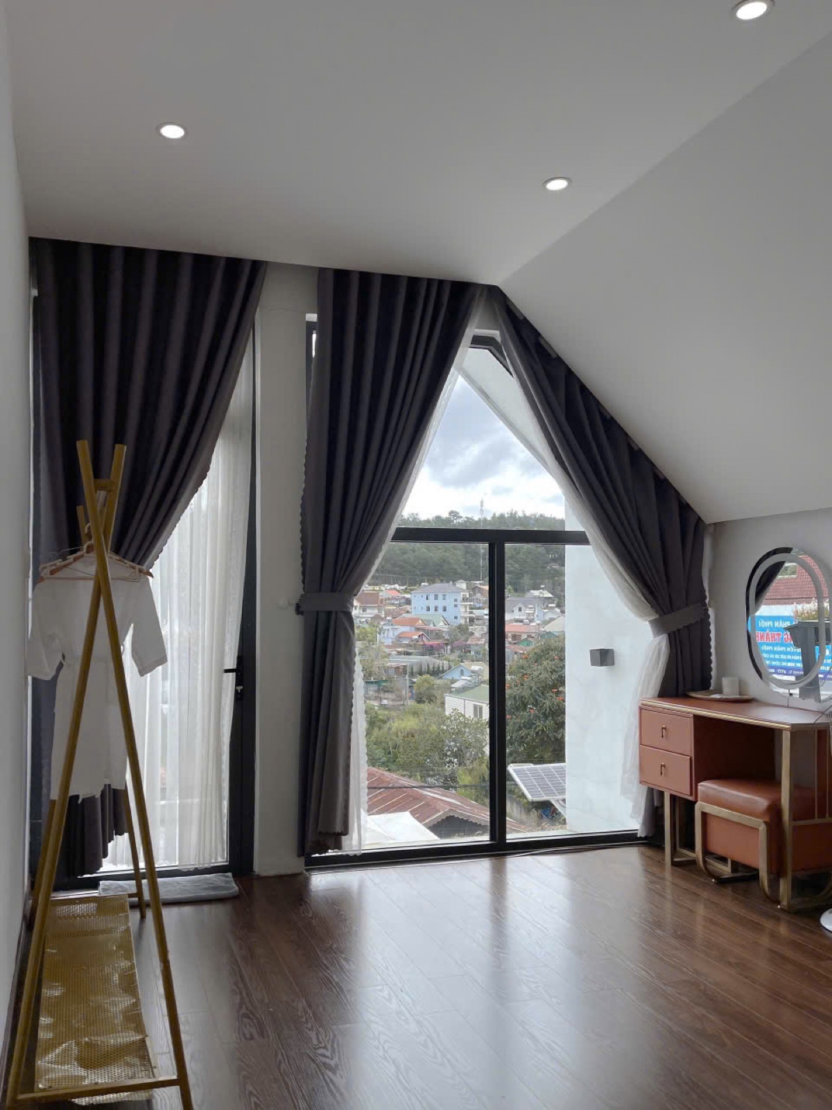Yersin Villa 11/24