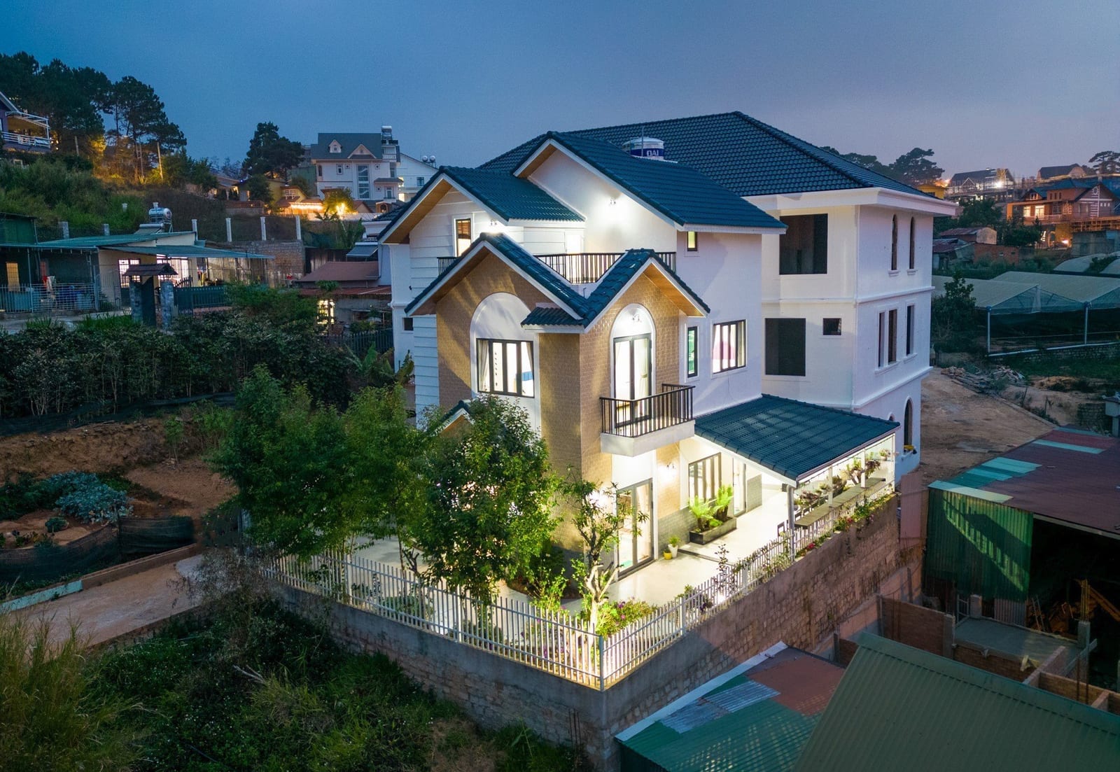 Villa Hồ Bơi