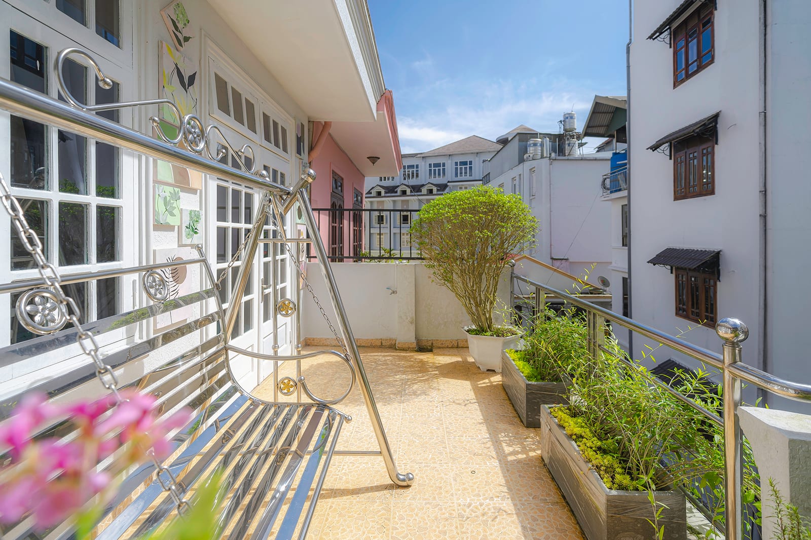 HOME 98 BƯỚC CHÂN 5
