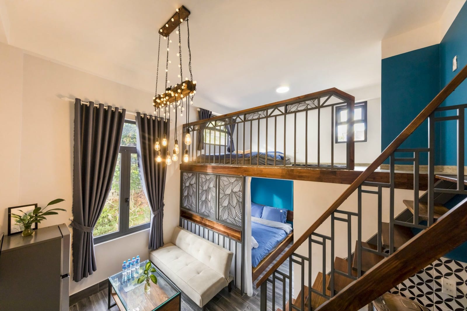 Rốn Trệt gác — Villa