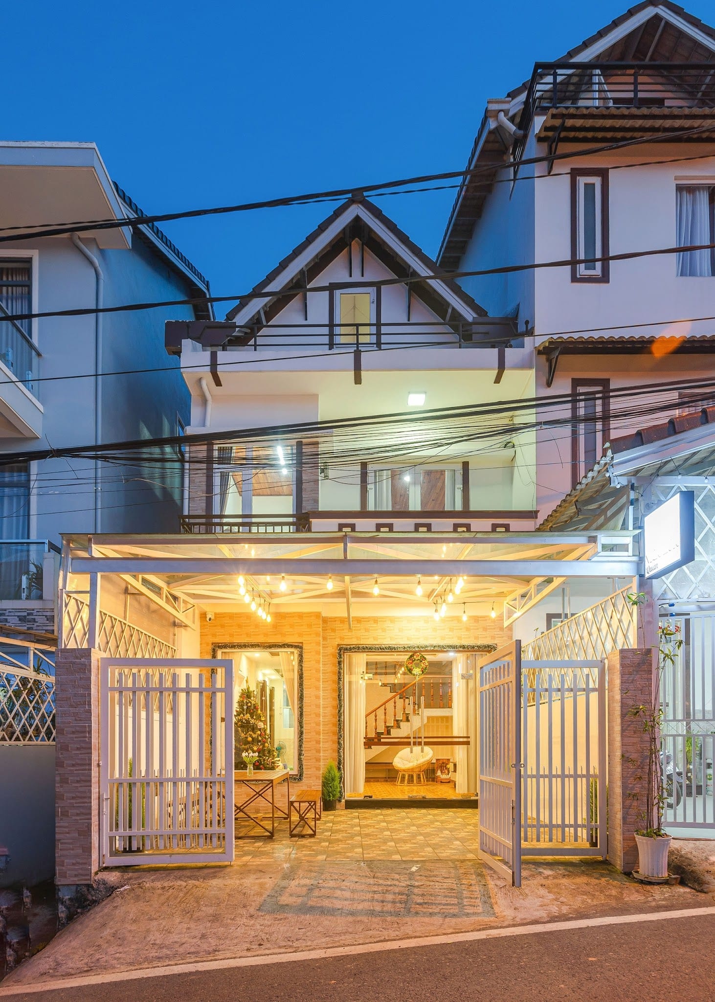 MIN HOUSE 5 2