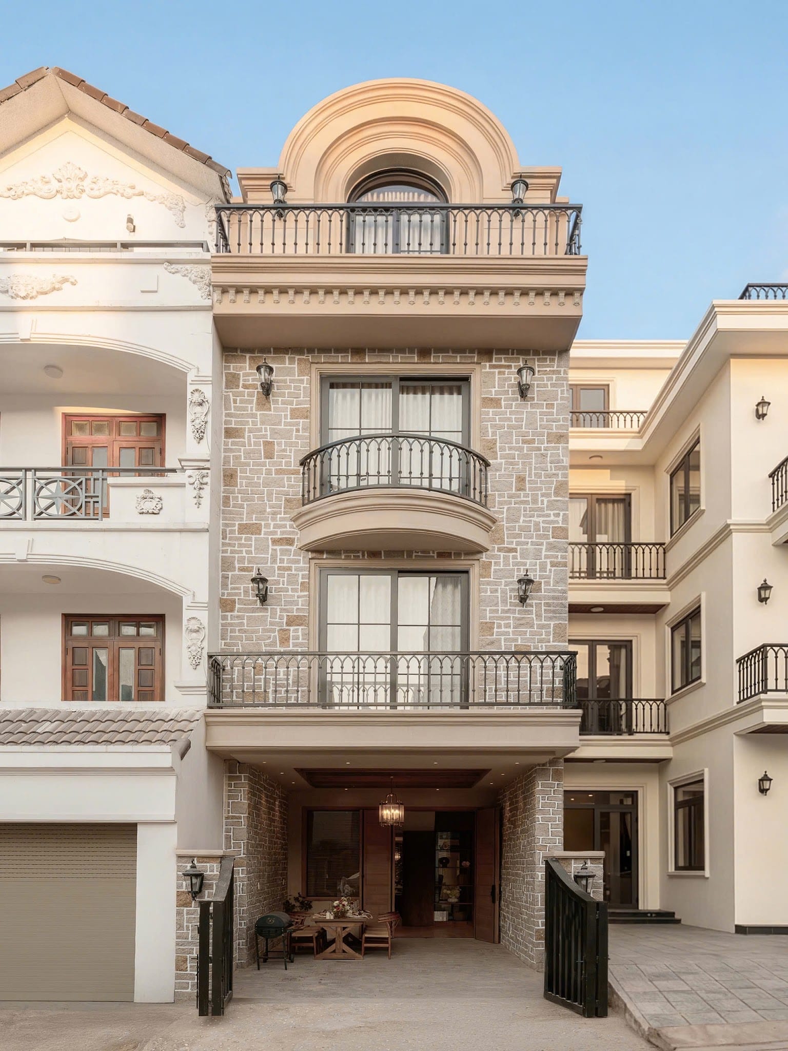 LA MER RETREAT