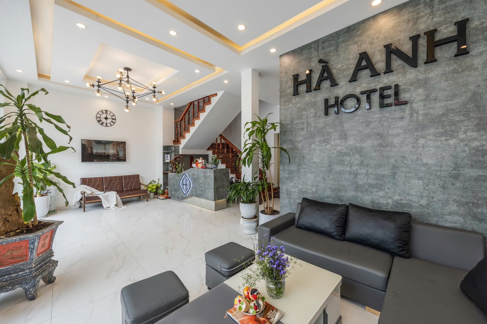 HÀ ANH HOTEL 4