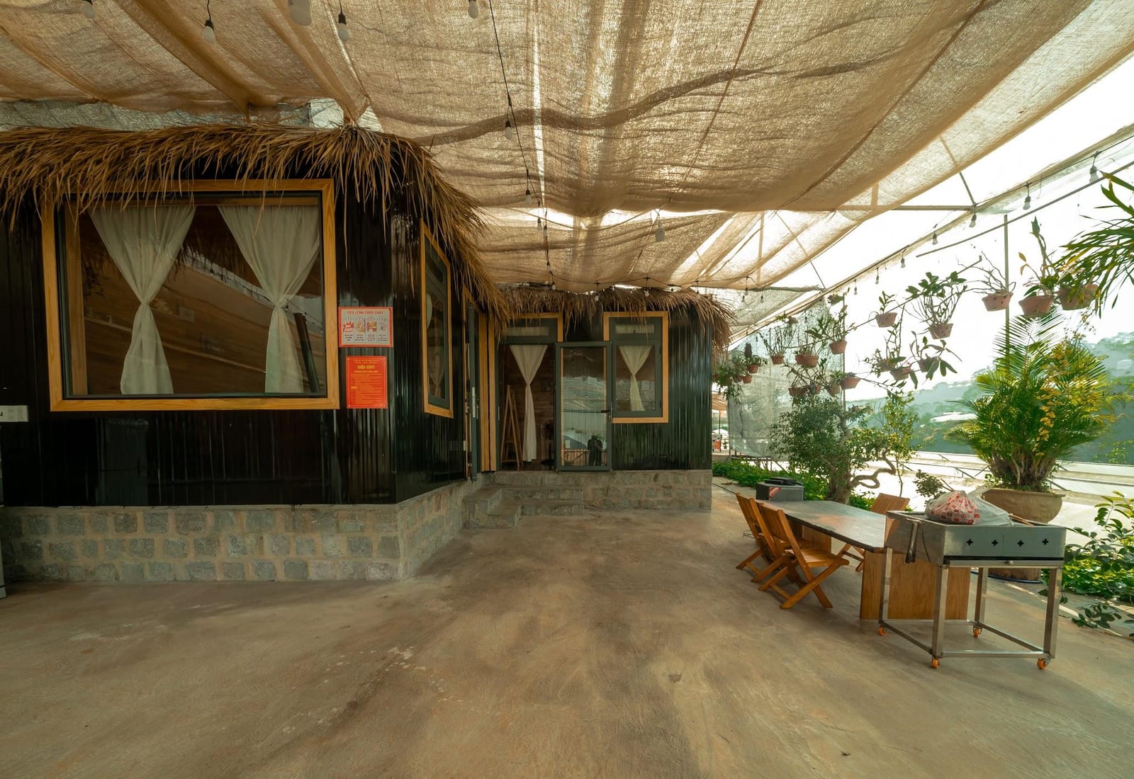Căn gỗ 2
